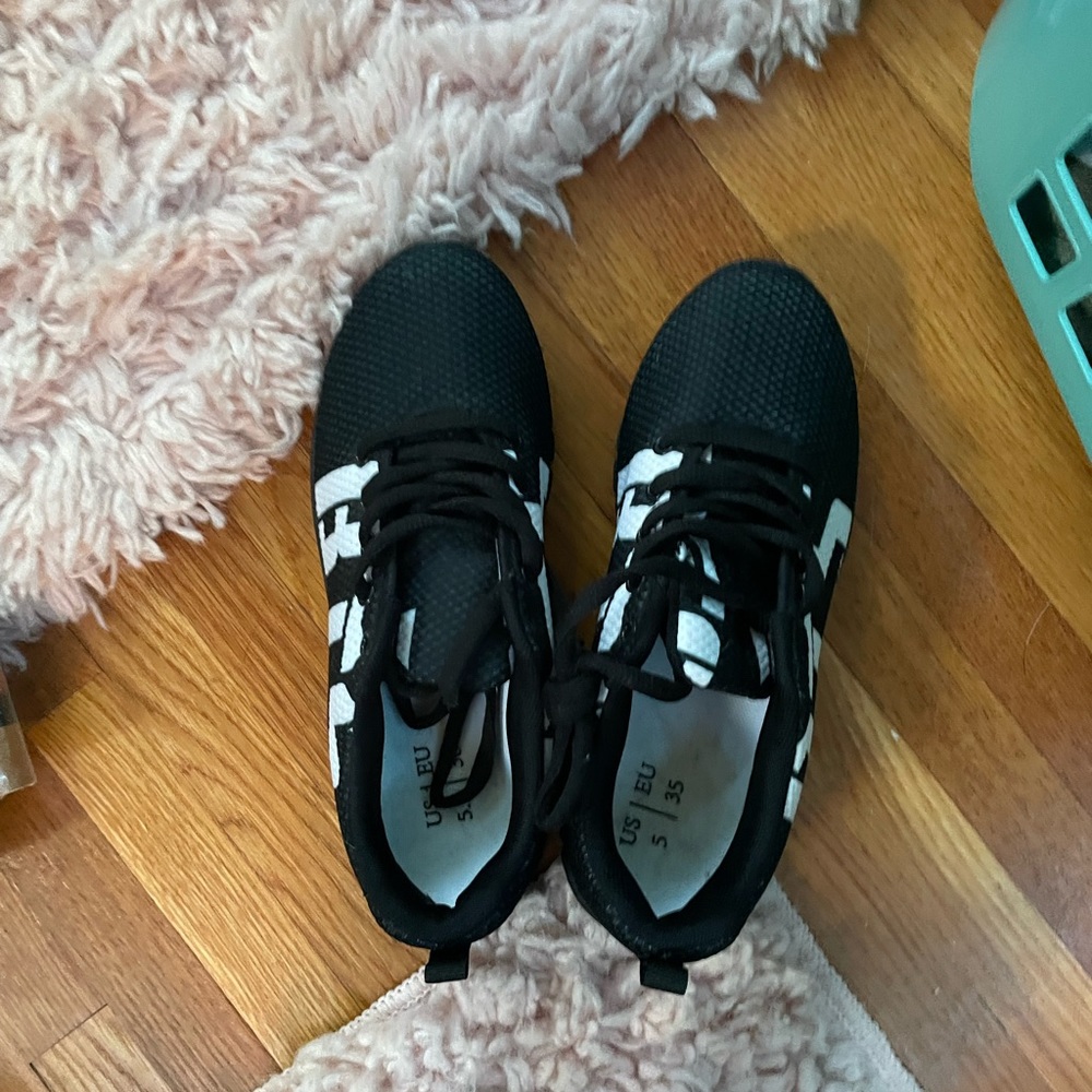 BTS Bangtan Boys Shoes US5